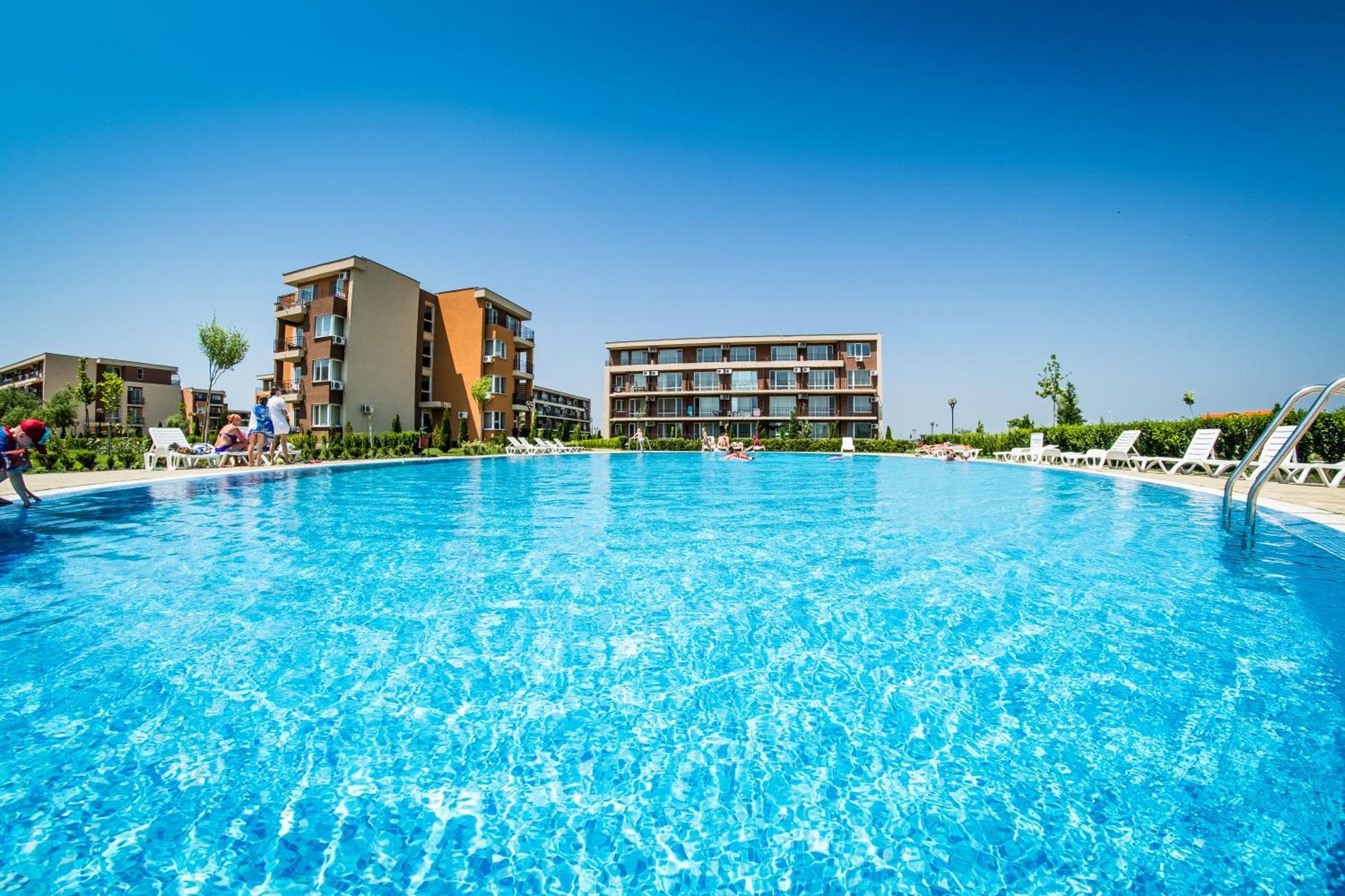 Holiday Garden Resort Sunny Beach