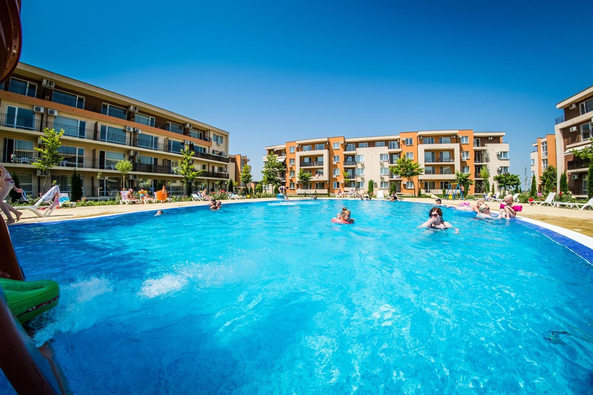 Holiday Garden Resort