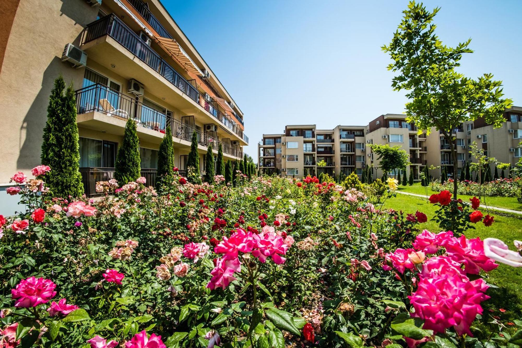 Holiday Garden Resort Apartment Sunny Beach
