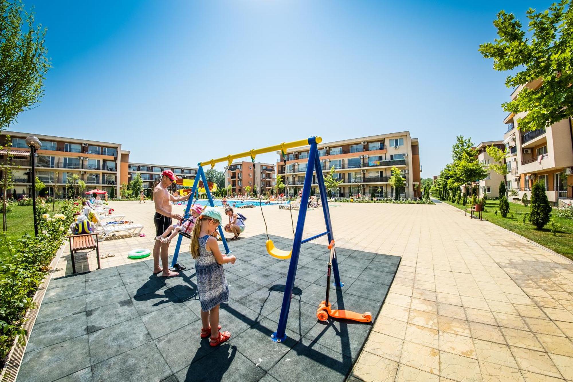 Apartment Holiday Garden Resort Sunny Beach