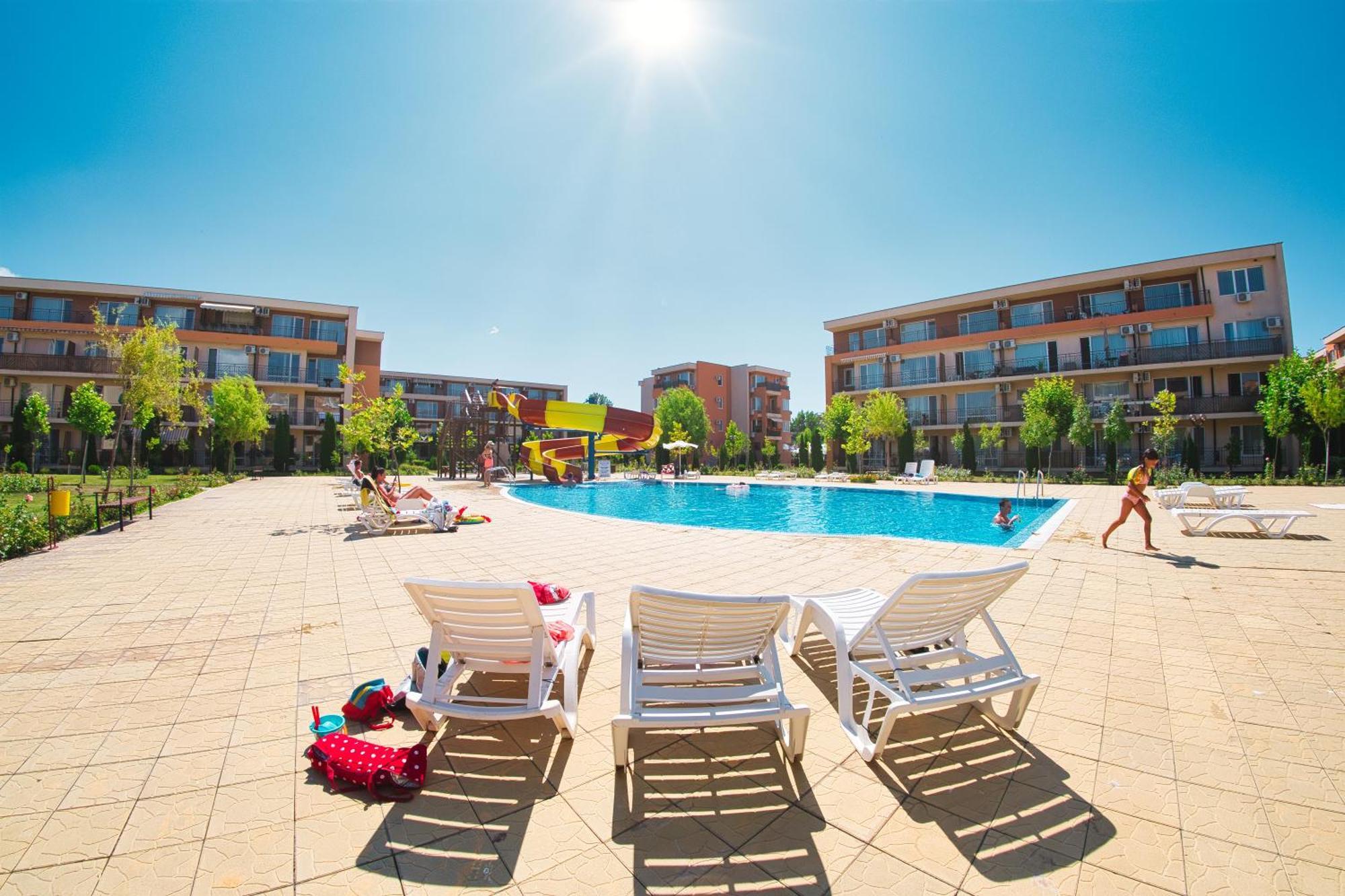 Apartment Holiday Garden Resort Sunny Beach