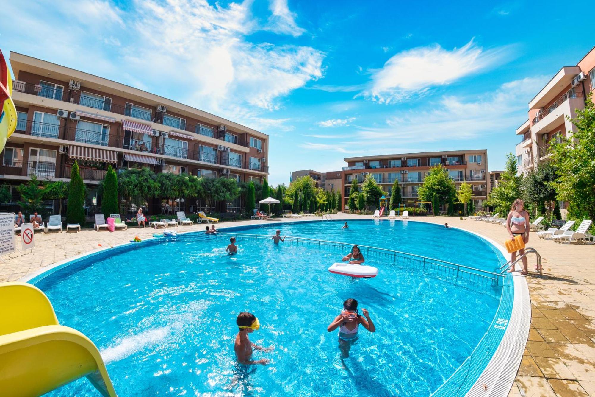 Holiday Garden Resort