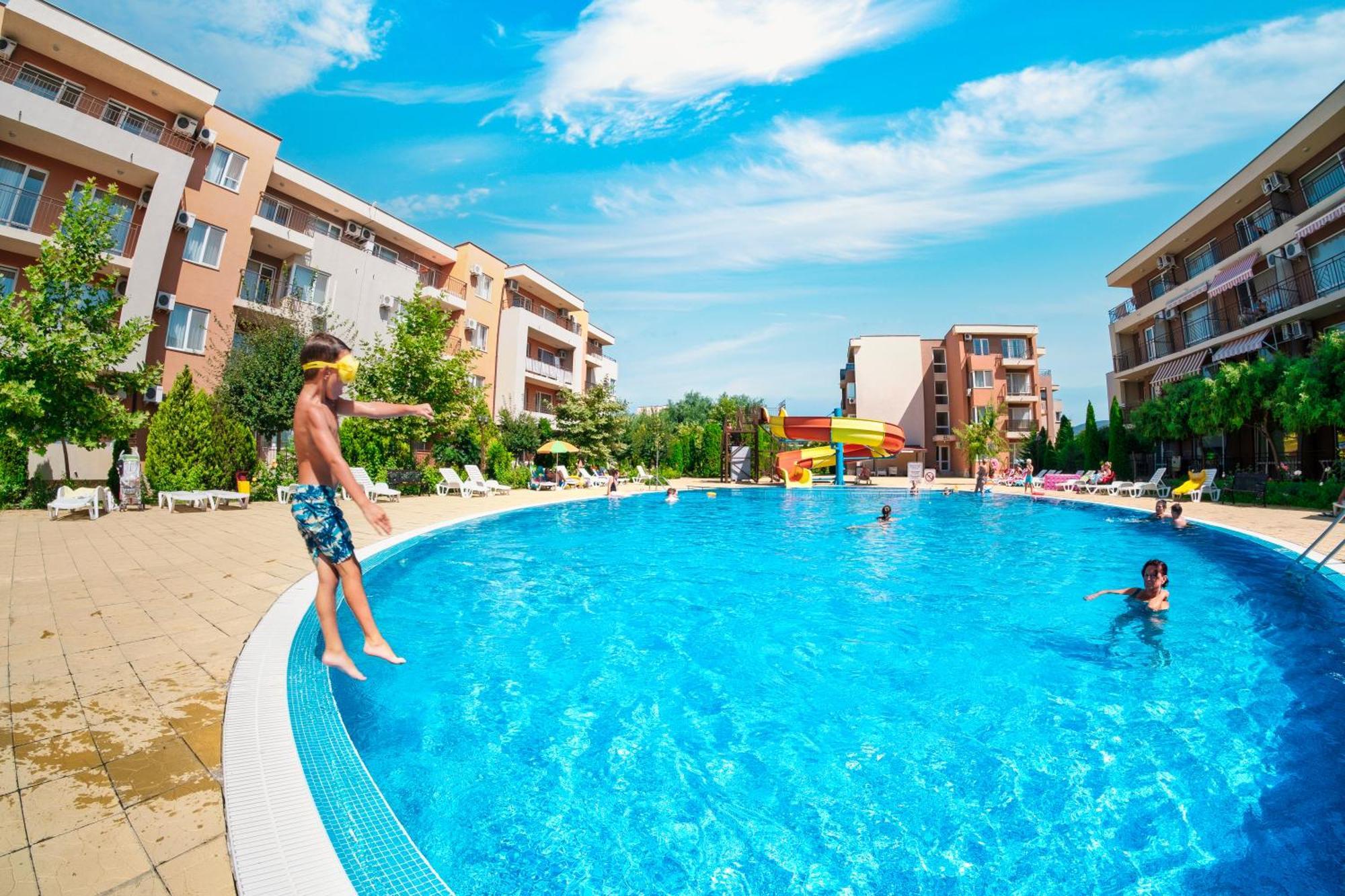 Holiday Garden Resort Apartment Sunny Beach